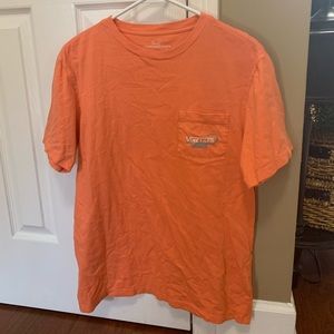Vineyard Vines T-shirt